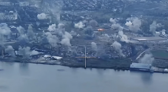 Обстріл Херсона: троє загиблих та 22 поранених, серед них є діти