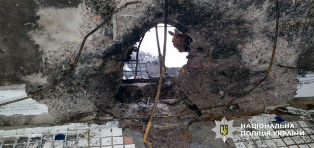 Херсонщина під вогнем: постраждали поліцейські, пошкоджено об’єкти критичної інфраструктури