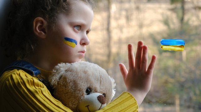 З тимчасово окупованого лівобережжя Херсонщини повернули ще одну групу українських дітей