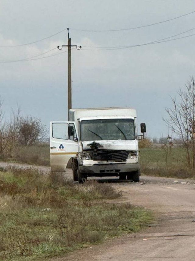 Російський дрон атакував авто з продуктами на Херсонщині