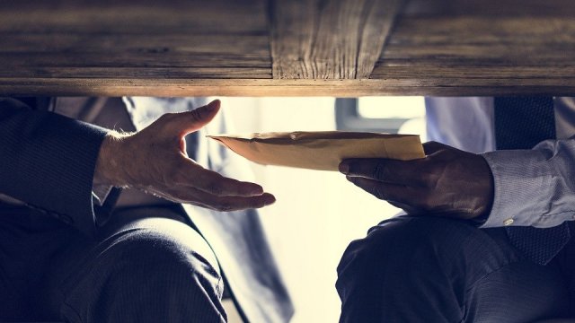 Інформаційна війна: як ставлення до корупції впливає на стійкість суспільства