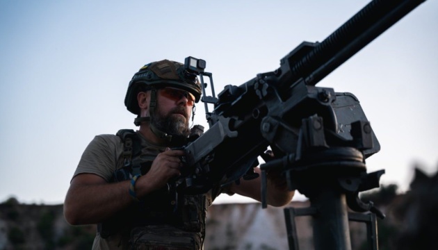 На Херсонщині РФ застосовує невеликі штурмові групи та б'є по цивільній інфраструктурі - військові