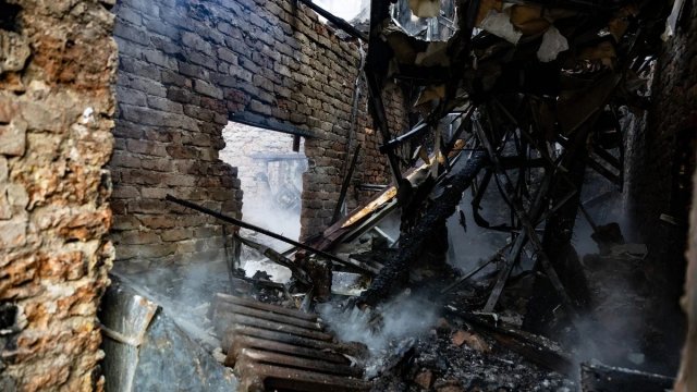 На Херсонщині через падіння уламків “шахеду” травмувалась жінка