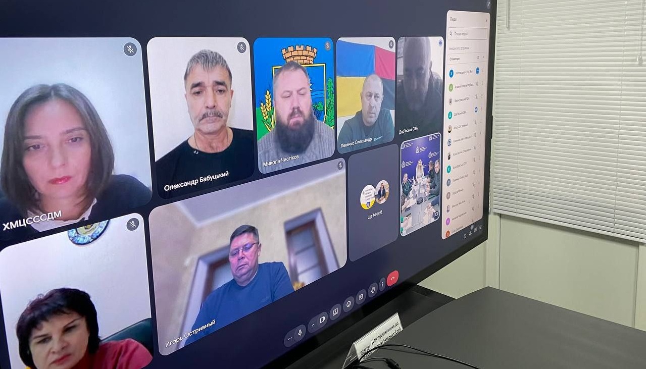 Цілком таємно. Скільки отримують керівники місцевих військових адміністрацій Херсонщини і чому вони приховують свою зарплату