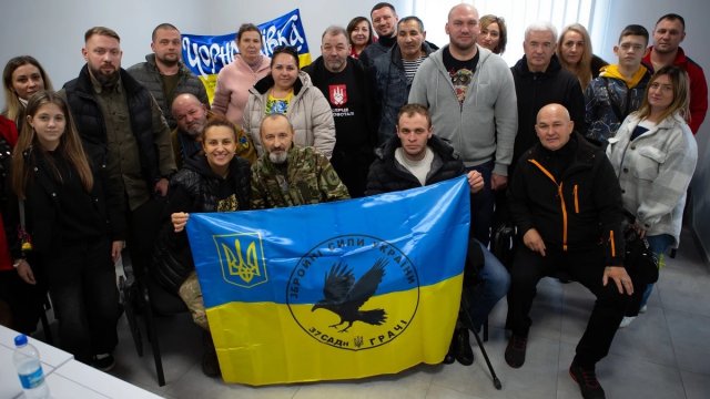 Херсонщину відвідала міністерка у справах ветеранів. Скільки ветеранів війни зареєстровано у регіоні