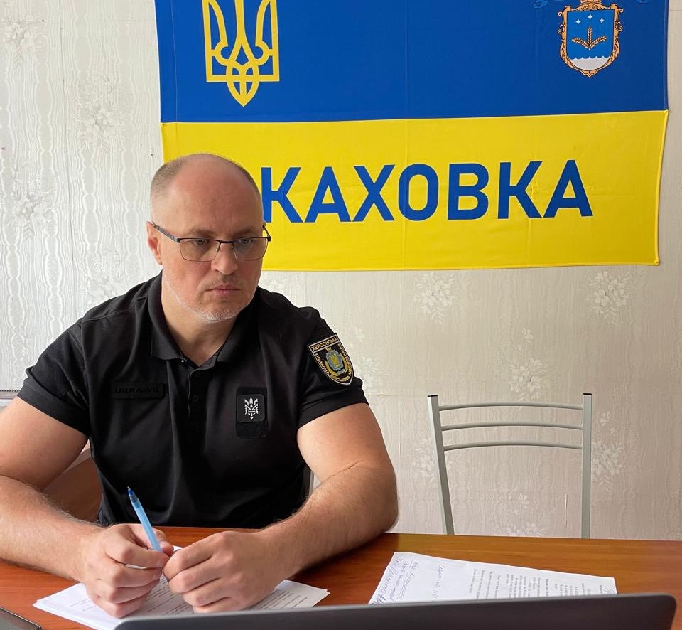 Цілком таємно. Скільки отримують керівники місцевих військових адміністрацій Херсонщини і чому вони приховують свою зарплату