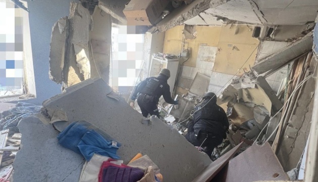 Російські війська обстріляли Херсон з артилерії, загинула жінка