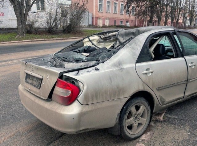 Пошкоджені будинки, авто та собор: наслідки обстрілів Херсонщини за добу (фото)