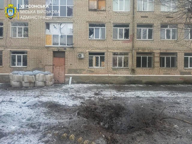 Війська РФ вдруге обстріляли навчальний заклад у Дніпровському районі Херсона