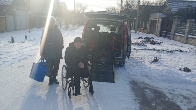 У Херсоні працює соціальне таксі для маломобільних та людей з інвалідністю