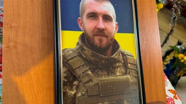 У Херсоні нагороду загиблого воїна вручили матері, позбавленій батьківських прав