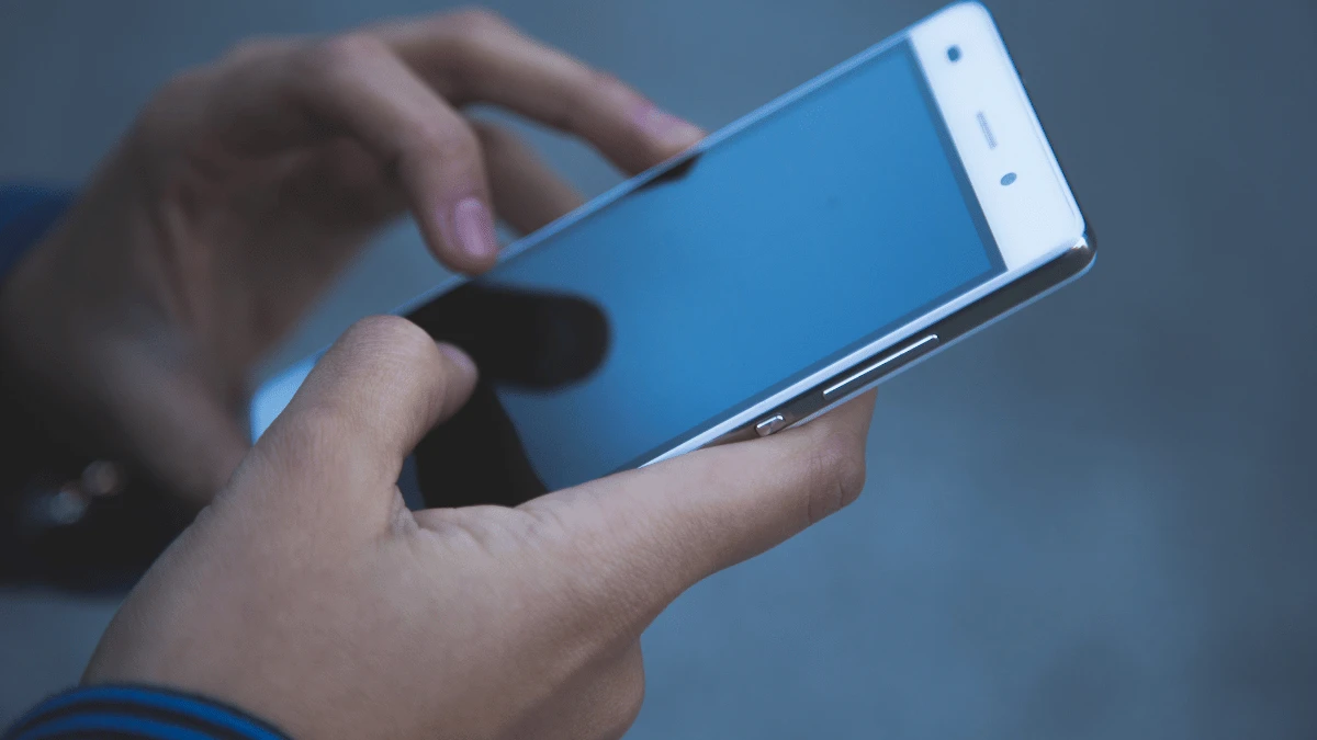 Путін дозволив відключати зв’язок на вимогу ФСБ