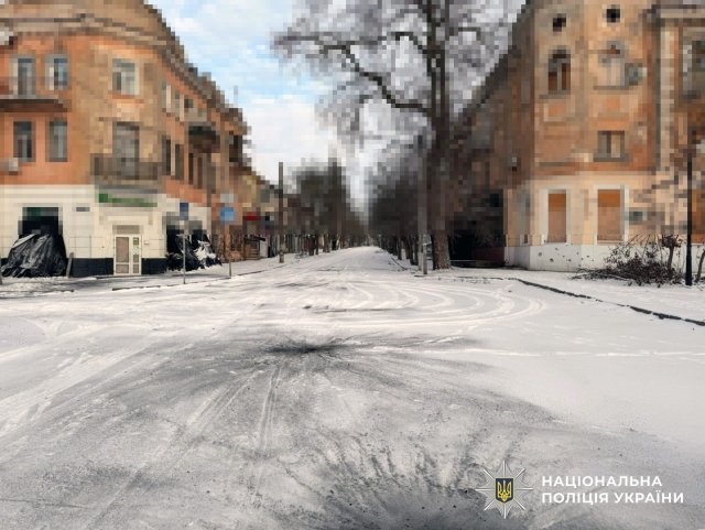 Пошкоджено житлові будинки й автотранспорт: наслідки російських обстрілів Херсонщини (фото)