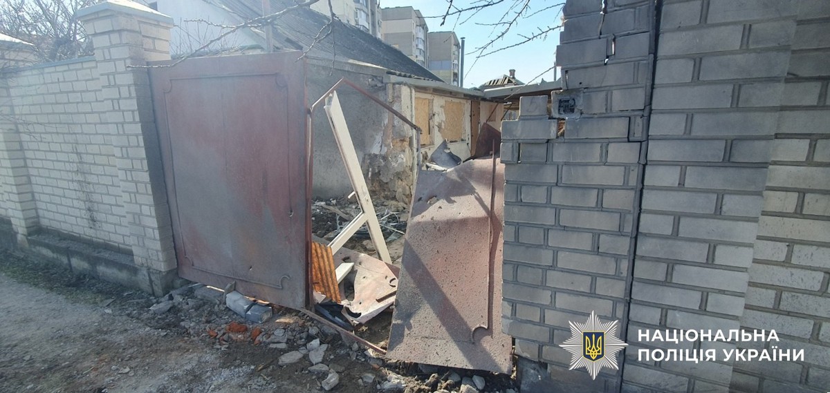 Пошкоджено понад 20 об’єктів: поліція – про наслідки ворожих ударів по Херсонщині