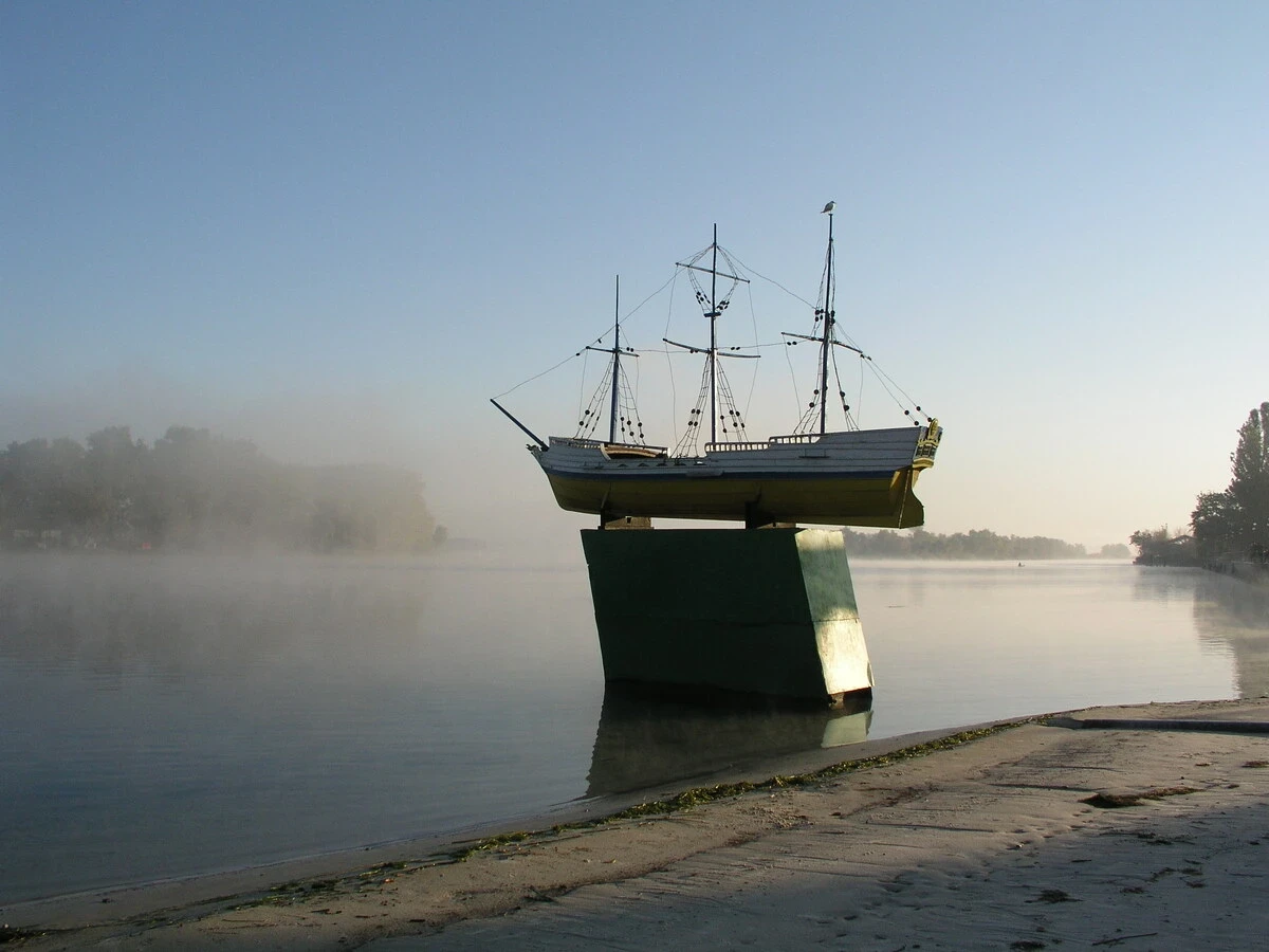 “Самотужки ховають рідних”. У Голій Пристані на Херсонщині зростає смертність