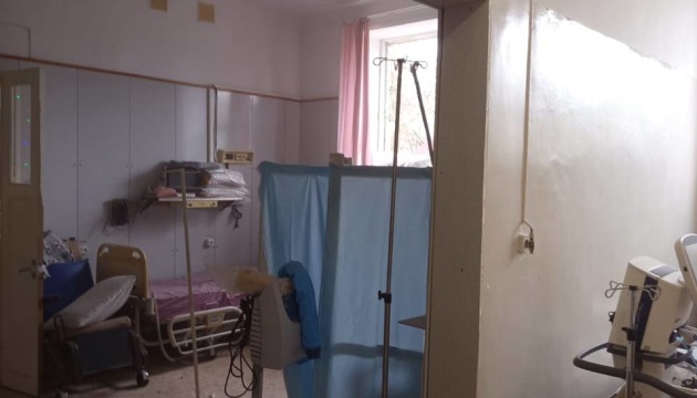 Обстріл лікарні в Херсоні: поранені троє медсестер, пошкоджене реанімаційне відділення