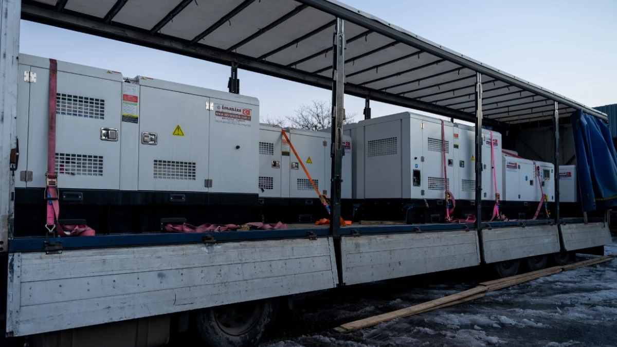 США передали Херсону генератор на тисячу кіловат