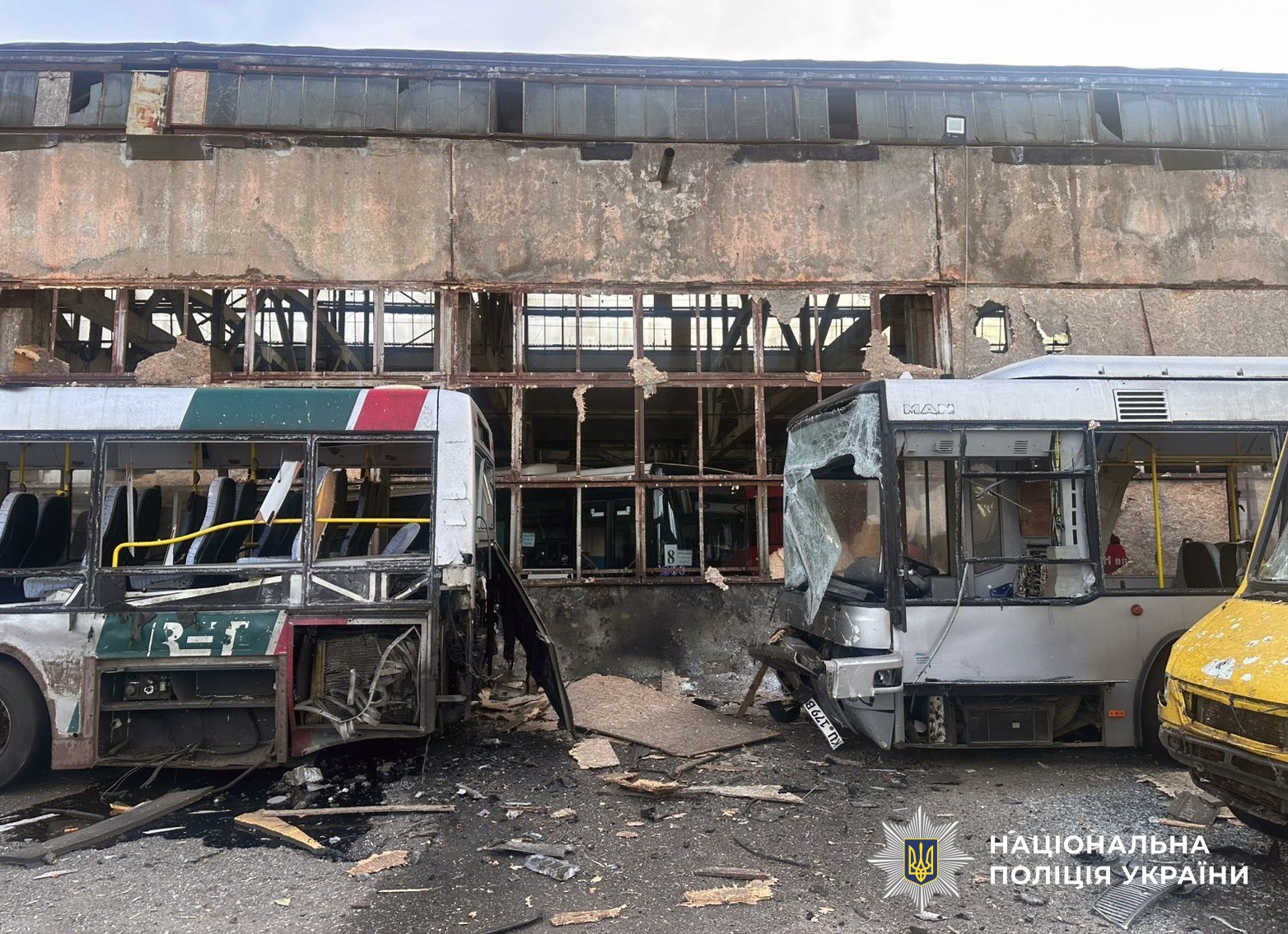 Ворожими обстрілами пошкоджено 47 об’єктів: поліція – про наслідки ударів по Херсонщині (фото)