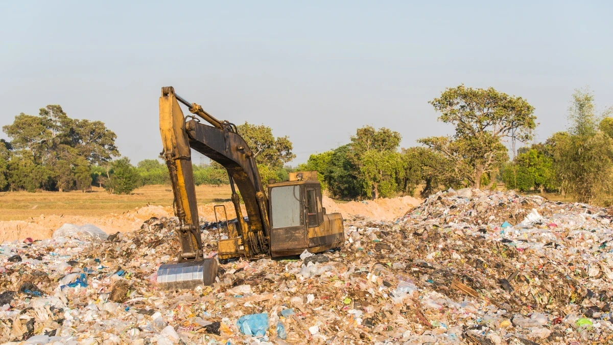 Херсонське комунальне підприємство замовило утилізацію сміття на понад мільйон гривень