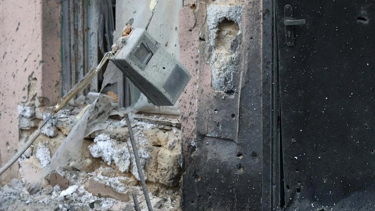 Через російські обстріли знеструмлене селище у передмісті Херсона