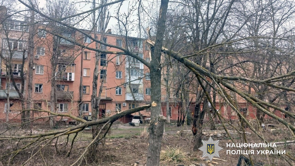 Ворог бив з артилерії, мінометів, БпЛА: поліція – про наслідки ударів по Херсонщині за минулу добу