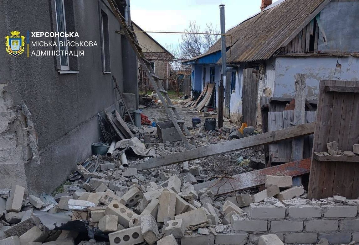 Загинув чоловік, 5 поранених: як минув день у Херсонській громаді (фото)