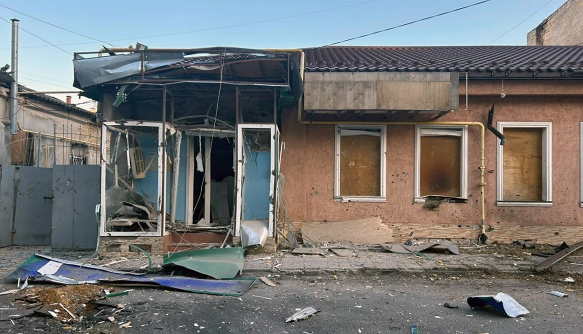 На Херсонщині через обстріли армії РФ поранено вісьмох людей та пошкоджено 36 об’єктів