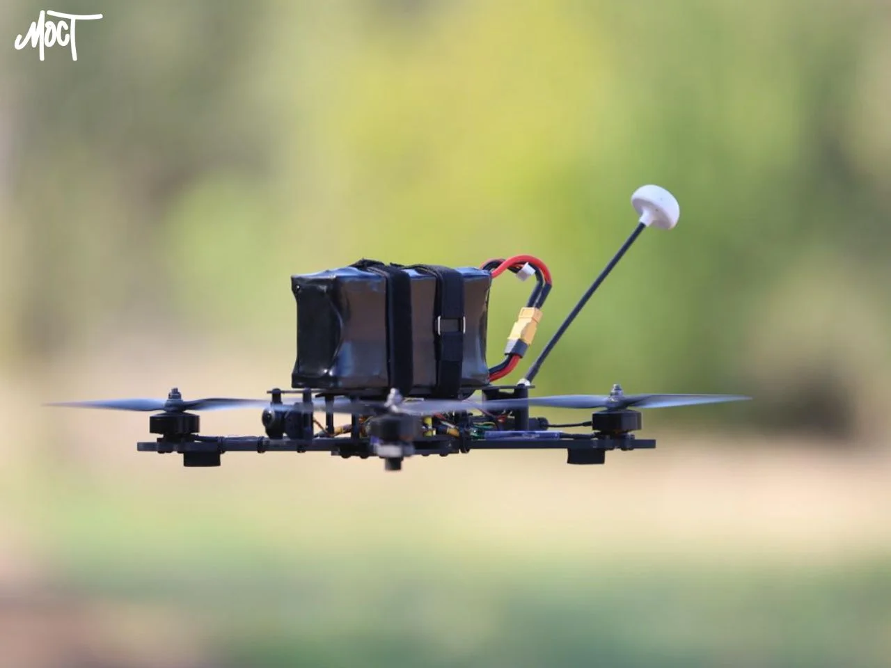 Оператори дронів знищили склад МТЗ окупантів біля Благовіщенки (відео)