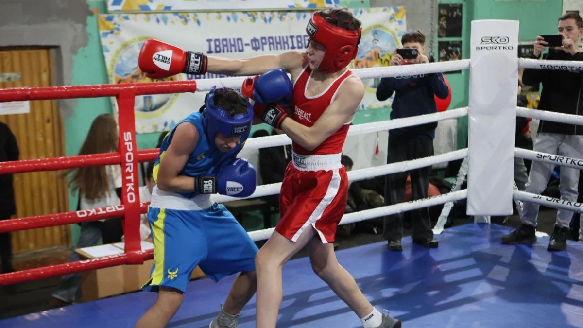 Боксер з Херсонської громади здобув срібну медаль на турнірі в Івано-Франківську