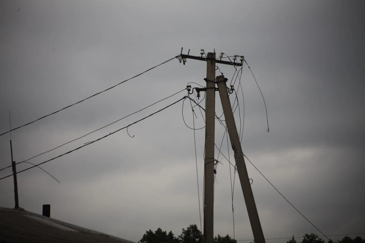 Все лівобережжя Херсонщини залишилося без світла: причини невідомі
