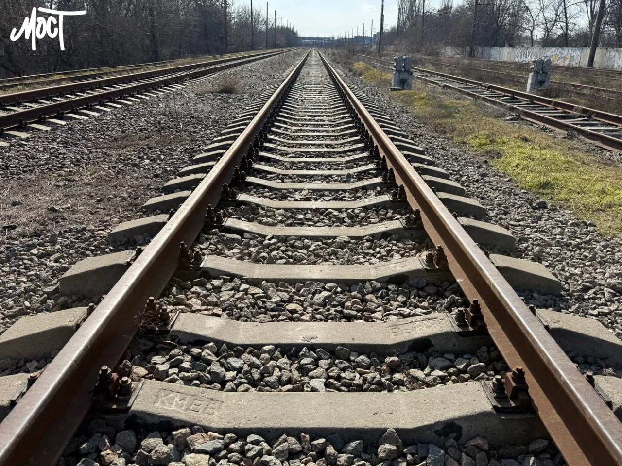 Через обстріли змінили рух приміських поїздів у напрямку Херсонщини