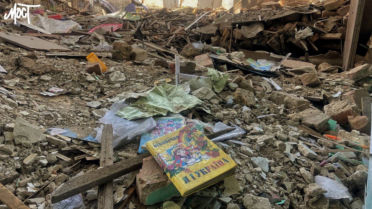 Війська РФ обстріляли у Херсоні навчальний заклад