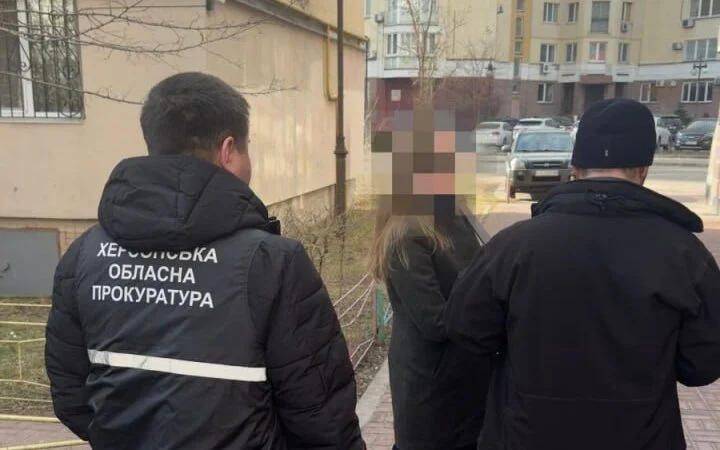 Бухгалтерку херсонського медпідприємства підозрюють у привласненні понад 10 млн грн