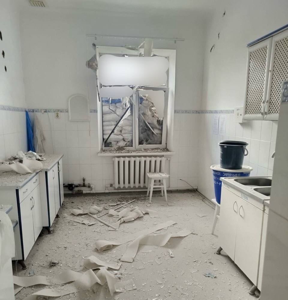 ворог обстріляв медзаклад
