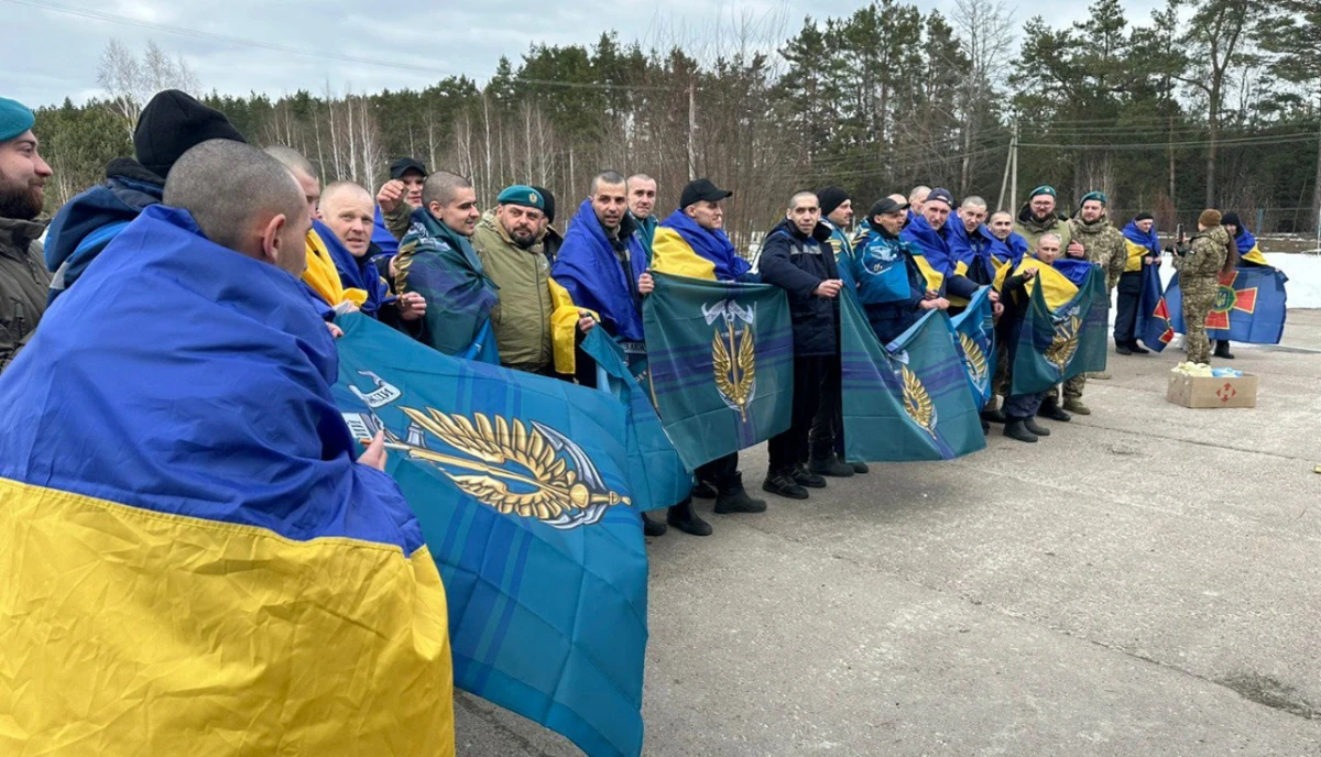 З російського полону повернули 300 військових, у тому числі учасників боїв на Херсонському напрямку