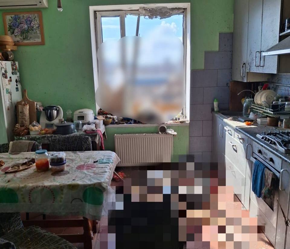 У Херсоні внаслідок обстрілу рашистів загинула жінка