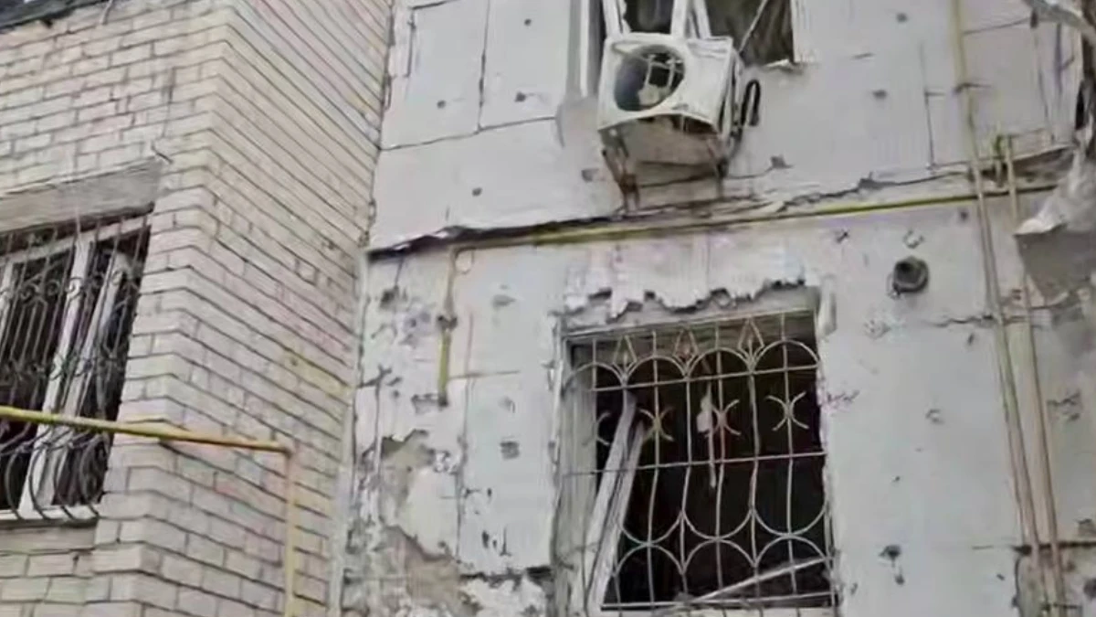 Армія РФ атакувала БпЛА “Молнія” Дніпровський район Херсона. ВІДЕО