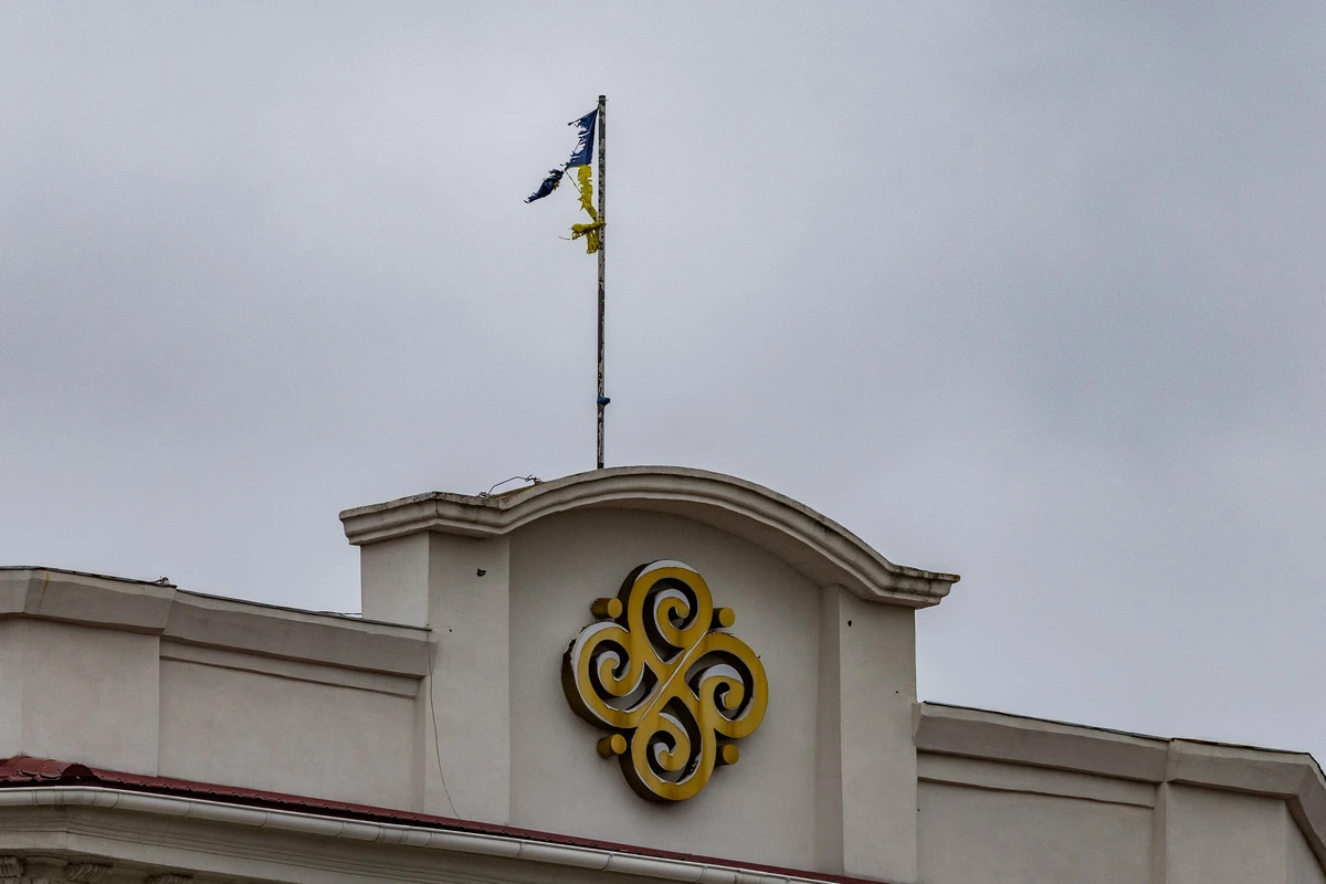 "Ворог робить маршрути повернення небезпечнішими". З окупованої Херсонщини евакуювали 3 дітей