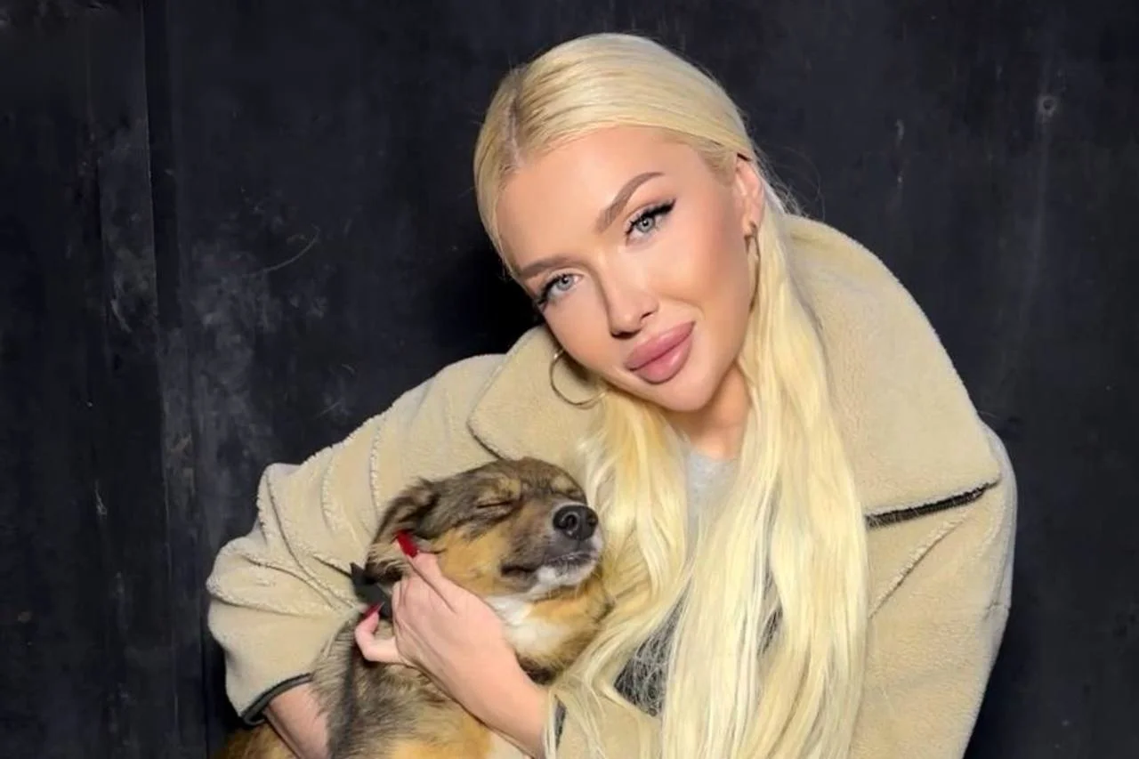 Так звана “Міс Херсонська область” потрапила до бази розшуку МВС України