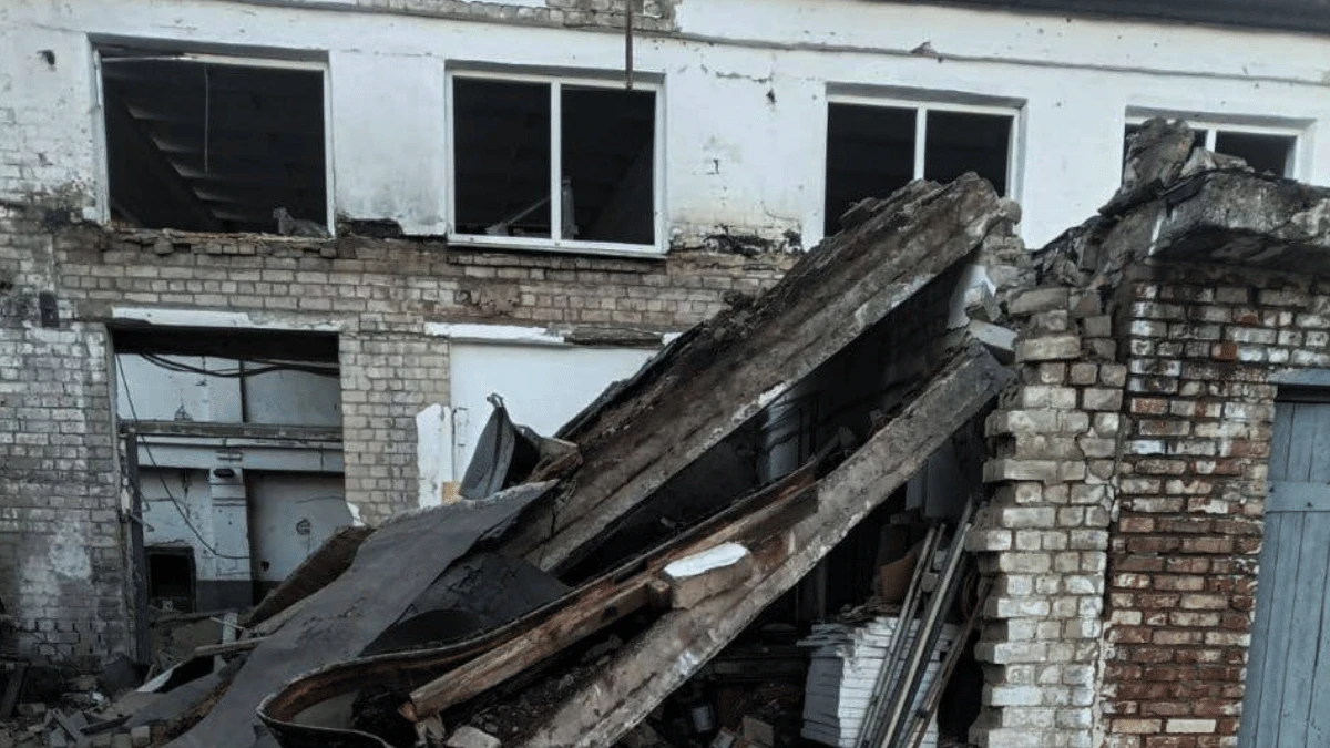 Військові РФ атакували дронами територію комунального підприємства Херсонської міськради. ФОТО