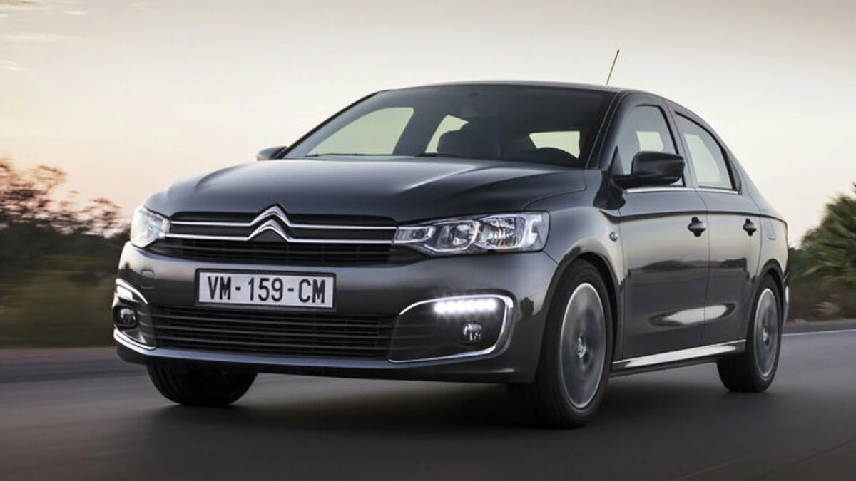 Для Херсонської ОВА закупили 9 автомобілів