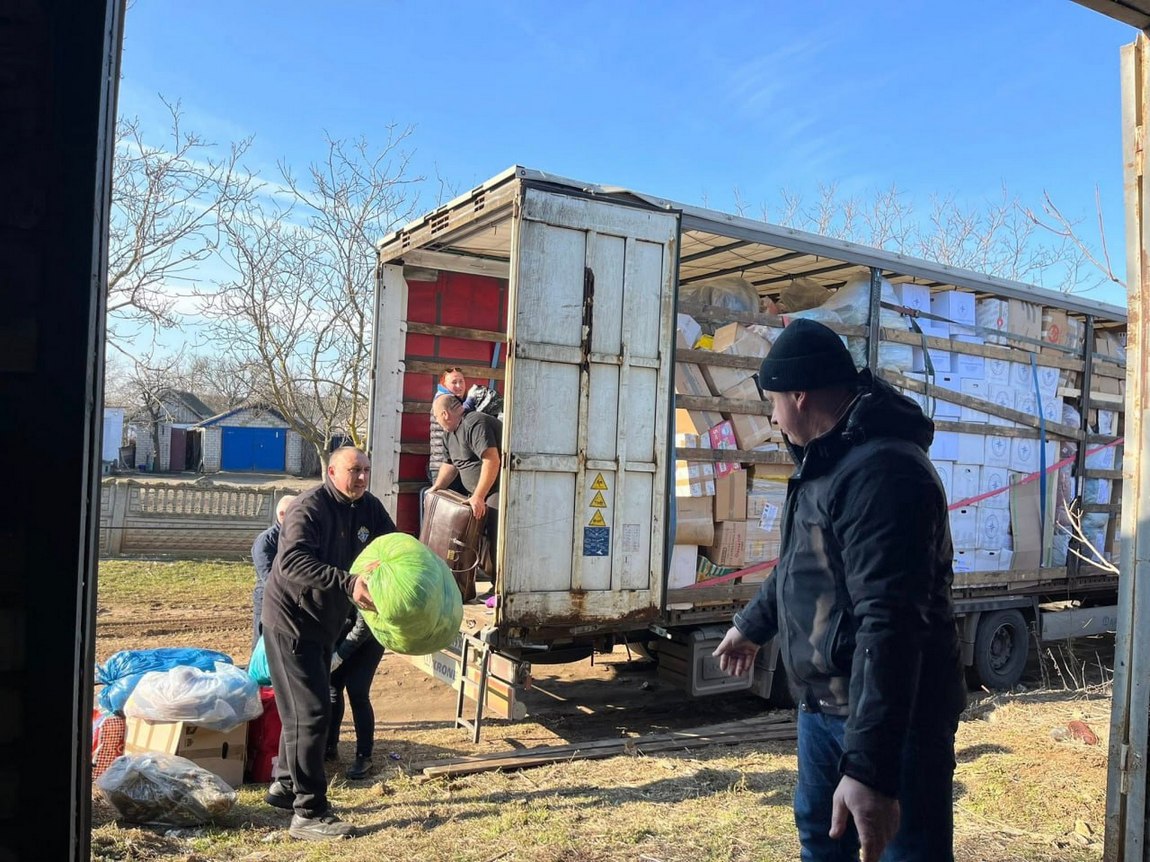 гуманітарний вантаж від Папи Римського
