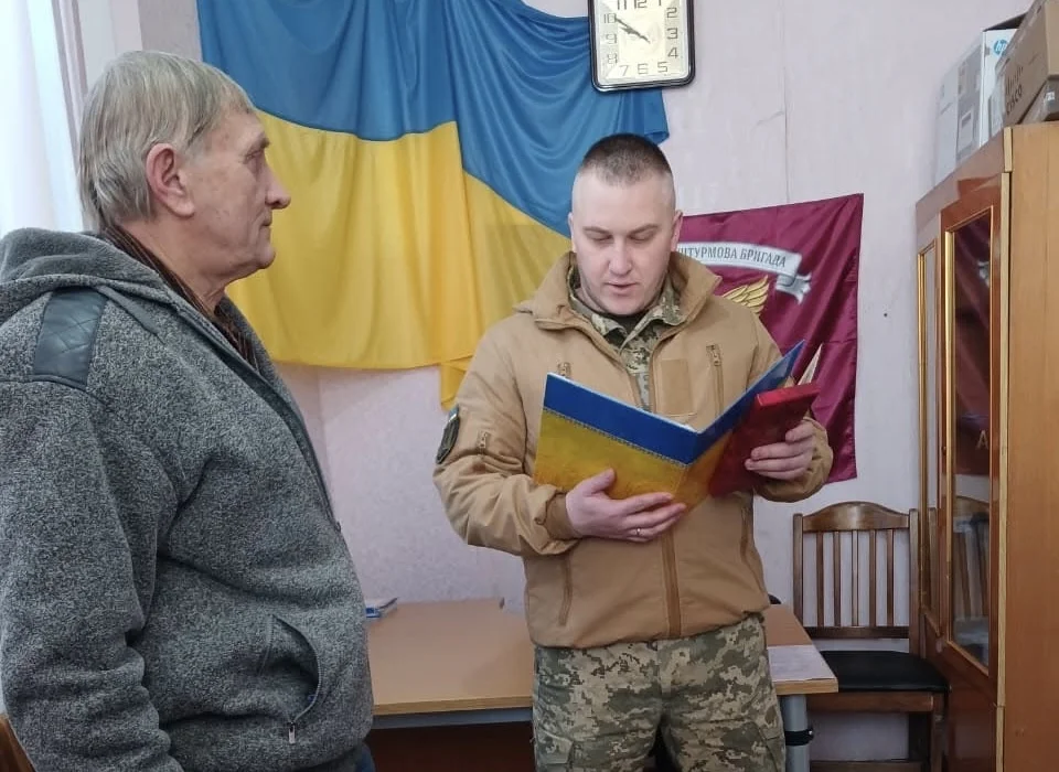 Полеглого захисника з Херсонщини Олександра Калашнікова посмертно нагородили орденом «За мужність»