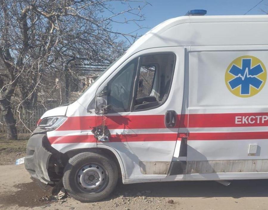 Прицільний удар по медиках, поранені працівники сільради: як минув день на Херсонщині