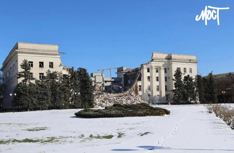 Керівники підрозділів Херсонської ОДА за місяць заробили майже 2,8 млн грн