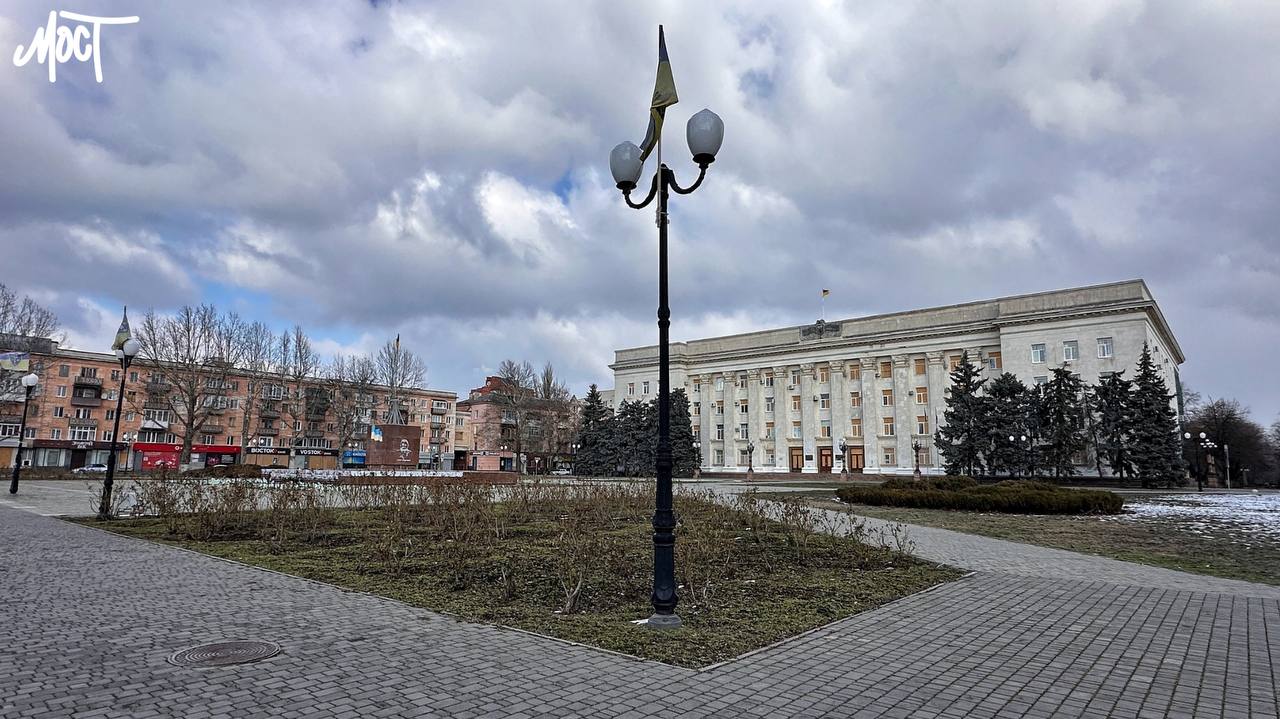 Керівникам структурних підрозділів Херсонської ОДА у березні сумарно заплатили 2,1 млн грн