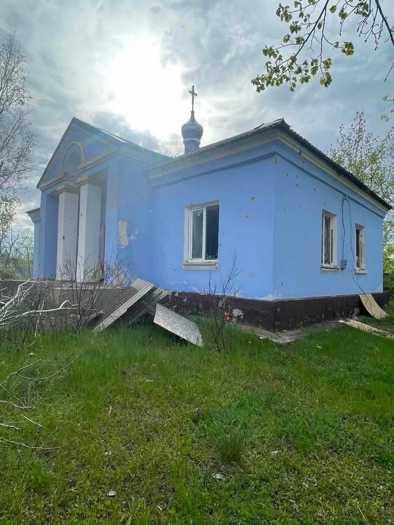 Військові РФ обстріляли храм Різдва Предтечі у Золотій Балці (фото)