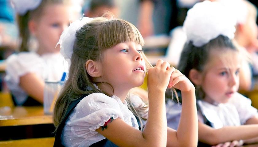 З 1 вересня у Херсоні призупиняють роботу десятки закладів освіти: що відомо