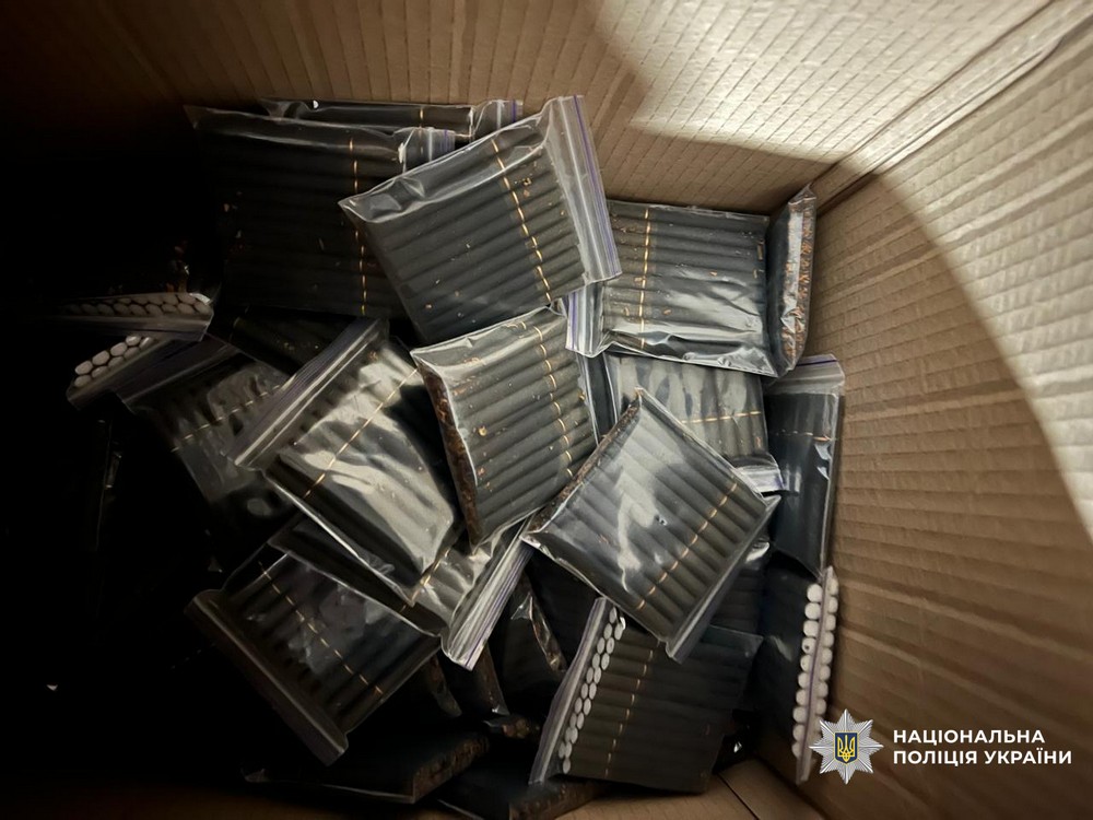 в Херсоні робили контрафактні цигарки