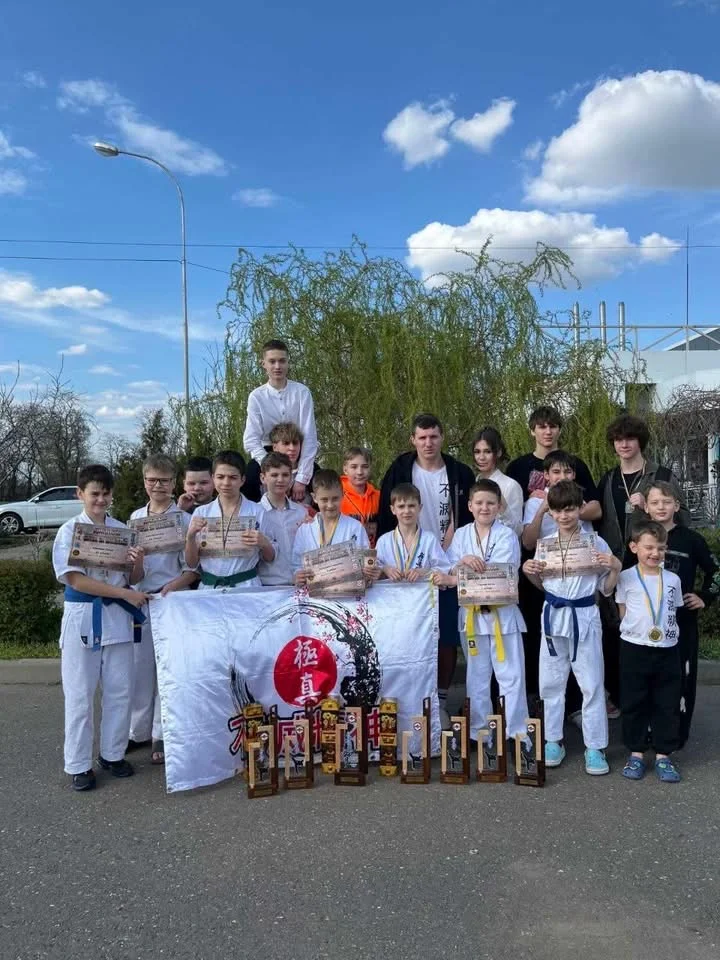 Каратисти з Херсона здобули 14 нагород на турнірі в Миколаєві